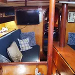 Vacations In A Sailboat Лиссабон