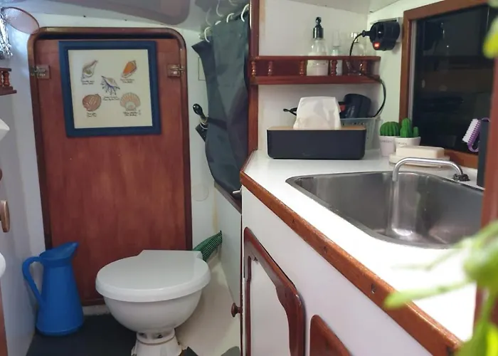 Vacations In A Sailboat Ботель