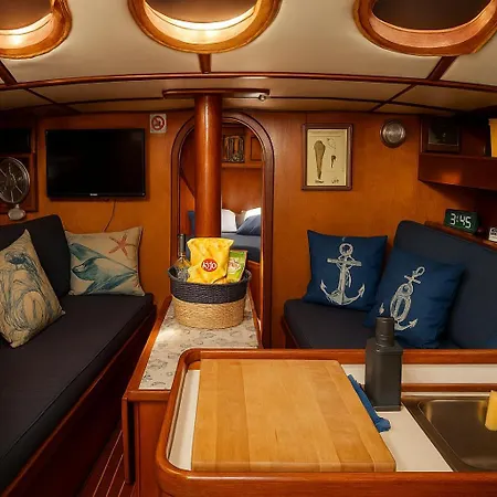 Botel Vacations In A Sailboat *